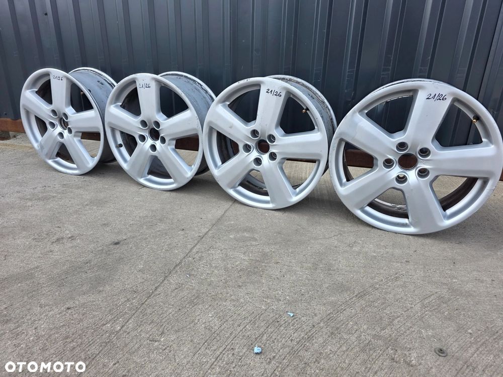 FELGI FELGA KOMPLET VW SKODA AUDI A3 A4 A6 7.5J R18 ET54 8P0601025S 21/26 - 2