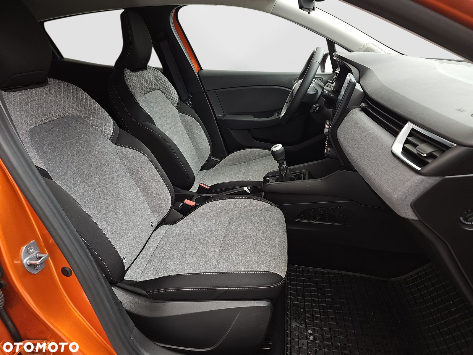 Renault Clio 1.0 TCe Evolution - 26