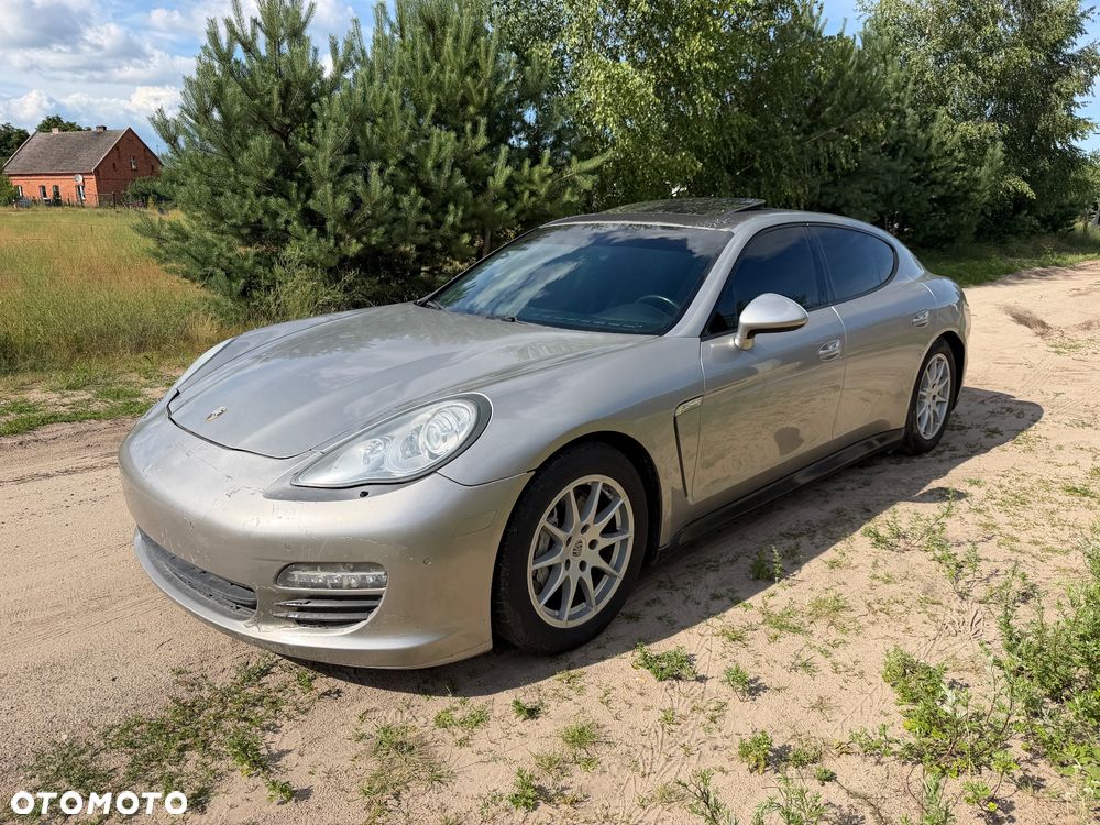 Porsche Panamera 4S - 8