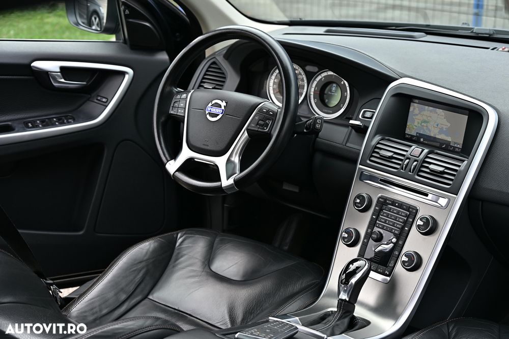 Volvo XC 60 - 8