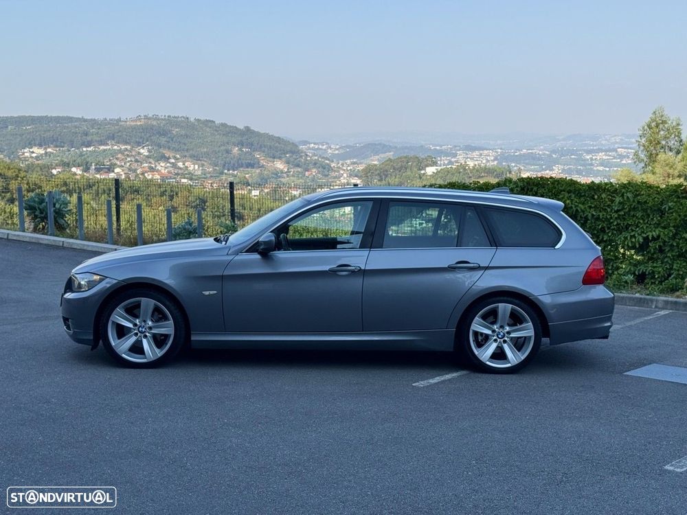 BMW 320 d Touring - 12