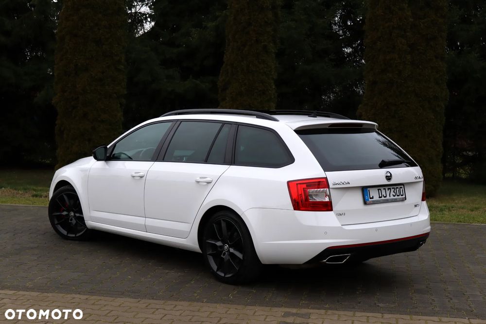 Skoda Octavia 2.0 TDI 4x4 DSG RS - 10