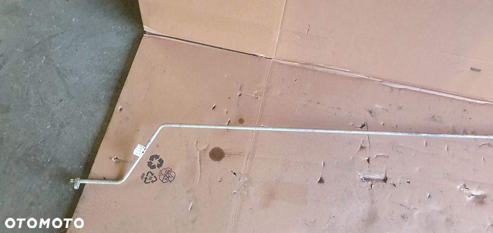 Przewód rurka klimatyzacji klimy Renault Trafic IV 4 924615353 93450174 - 2