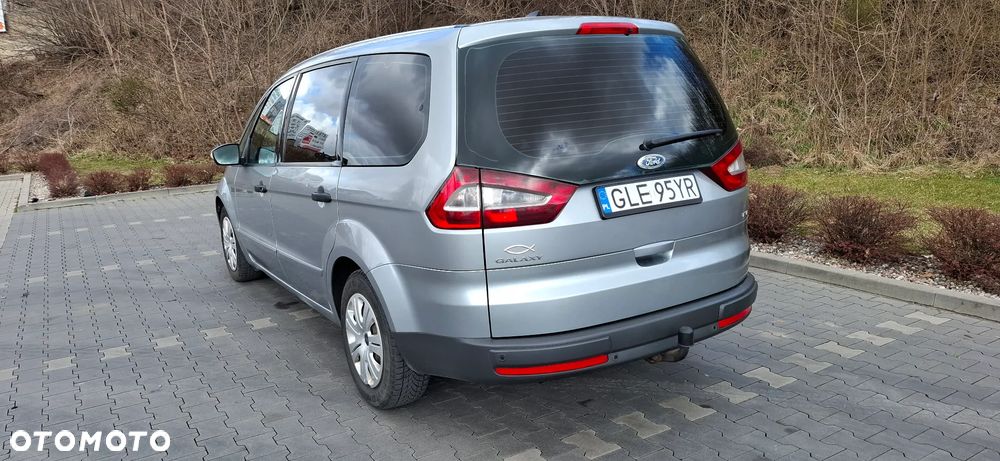 Ford Galaxy 1.8 TDCi Ambiente - 5