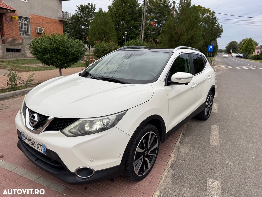 Nissan Qashqai 1.6 DCI Xtronic TEKNA - 3