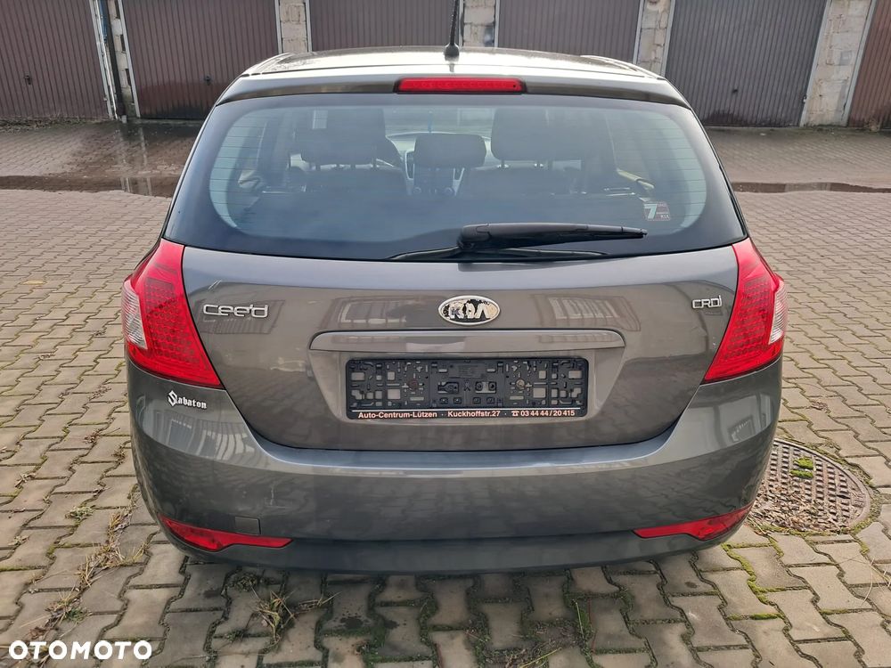 Kia Ceed 1.6 Crdi Comfort + - 6