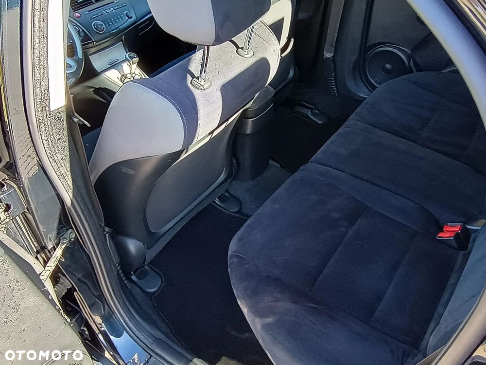 Honda Civic 1.4 Comfort - 21