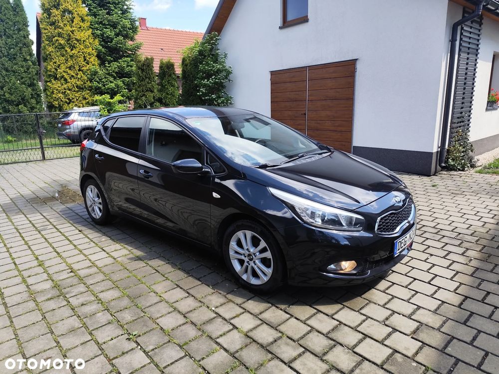 Kia Ceed - 7