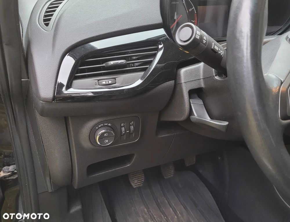 Opel Corsa 1.4 120 Jahre - 23