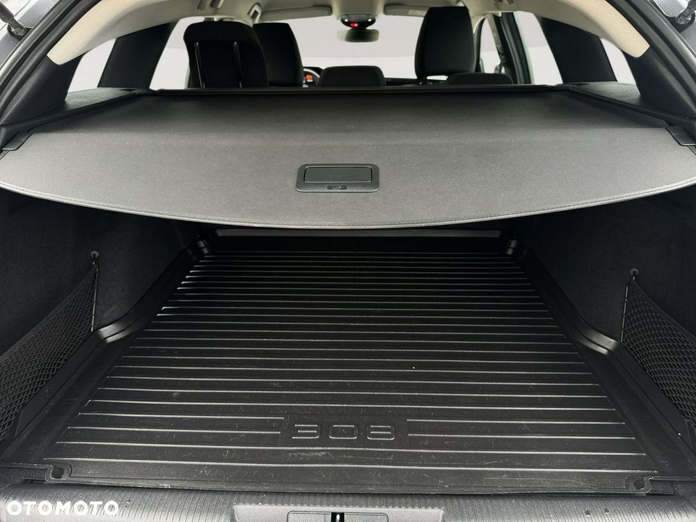 Peugeot 308 1.5 BlueHDi Active Pack S&S EAT8 - 26