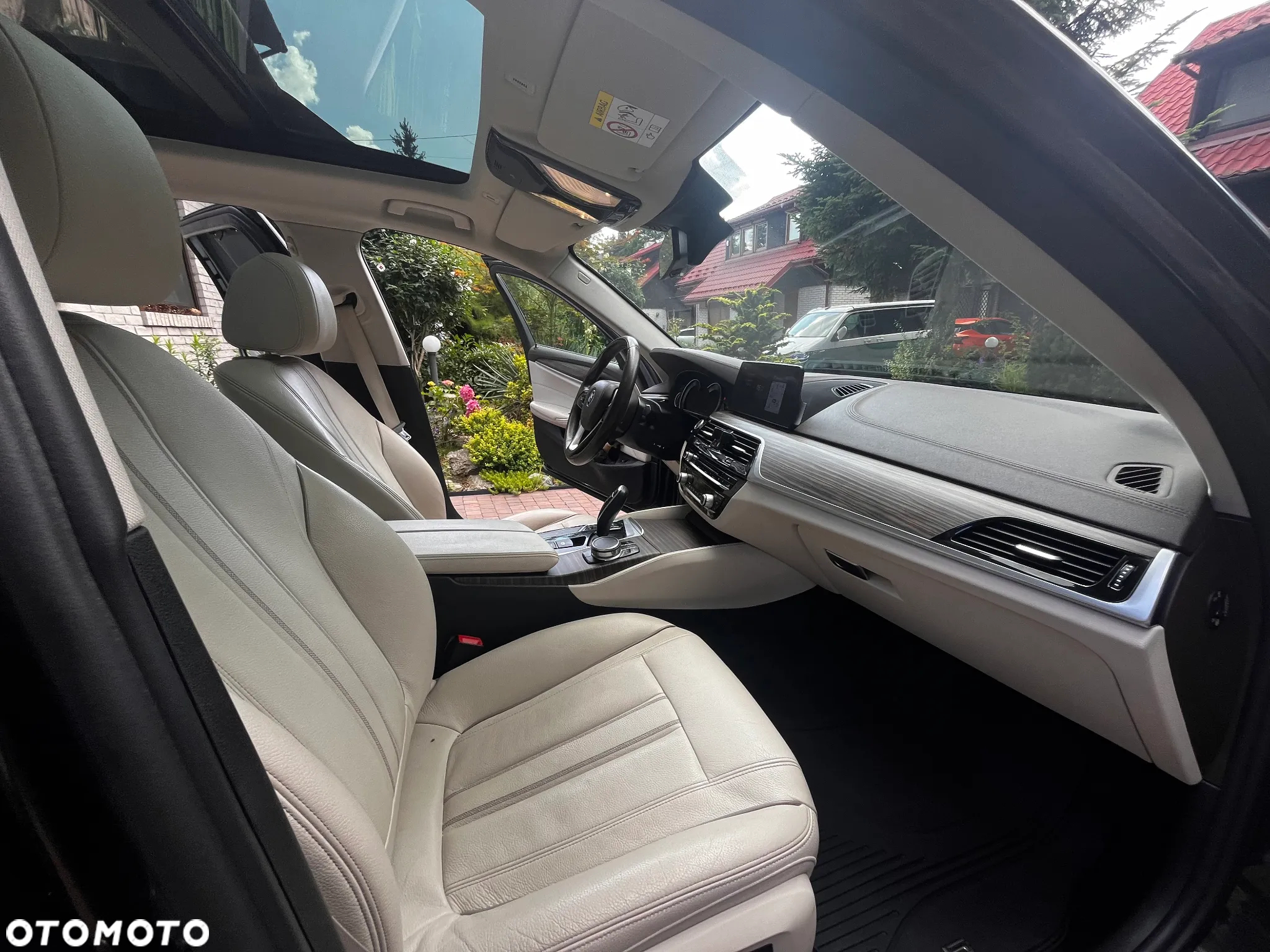 BMW Seria 5 520d Luxury Line - 14