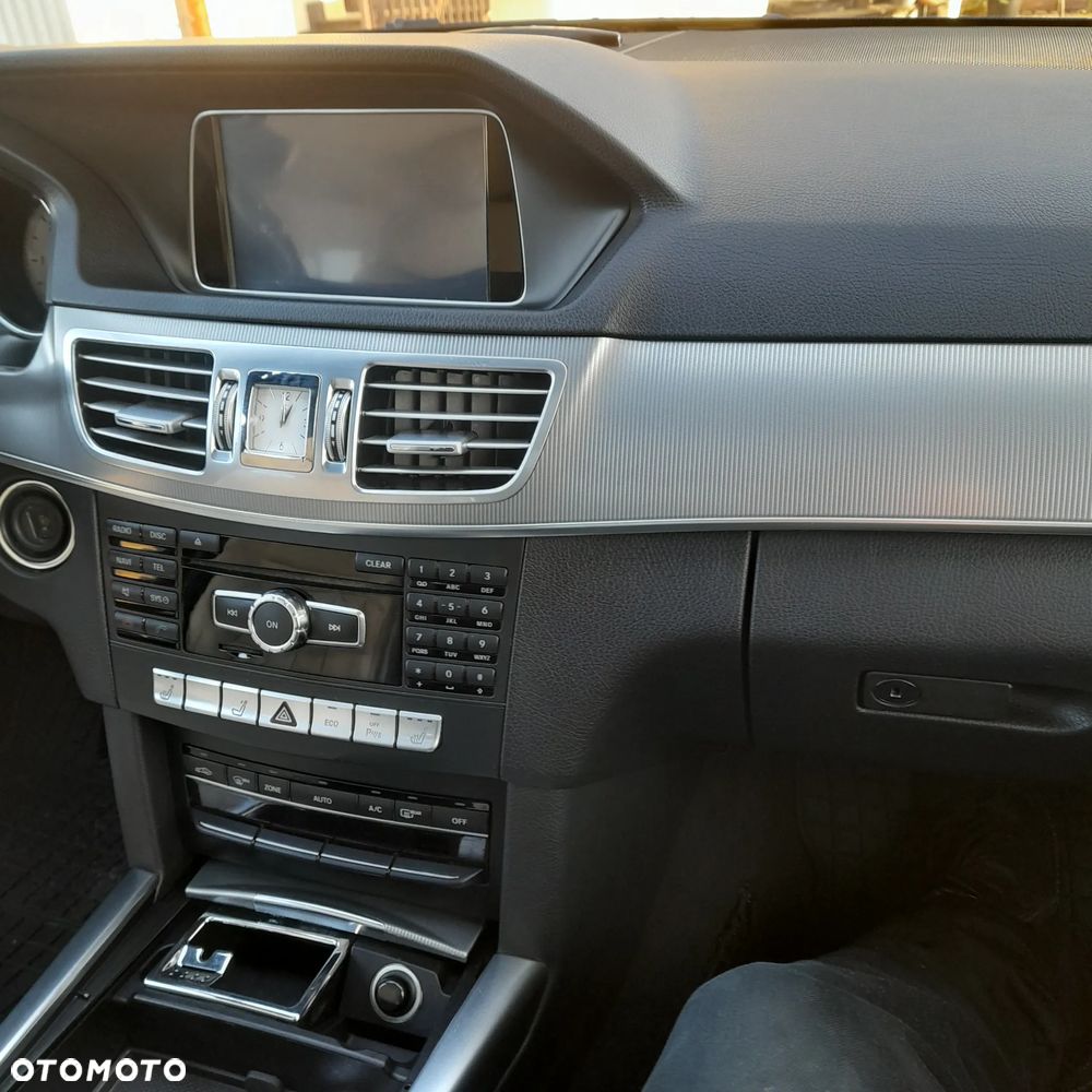 Mercedes-Benz Klasa E 350 BlueTEC 9G-TRONIC Avantgarde - 22