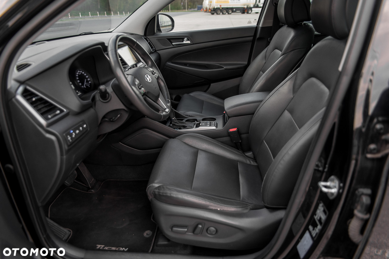 Hyundai Tucson 1.7 CRDI BlueDrive Premium 2WD DCT - 17