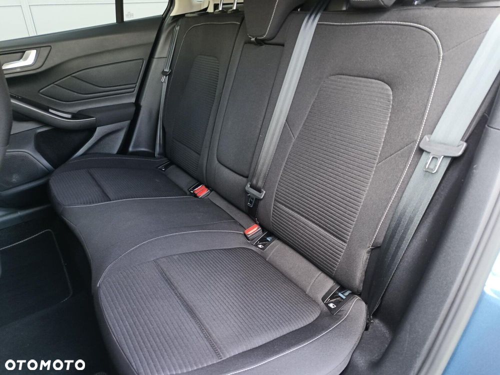 Ford Focus SW 1.0 EcoBoost mHEV Titanium X - 11