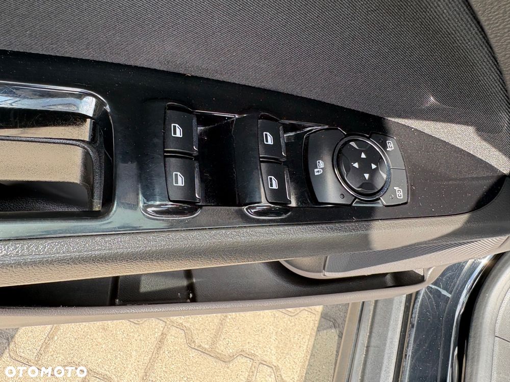 Ford Mondeo 1.5 EcoBoost Trend - 20
