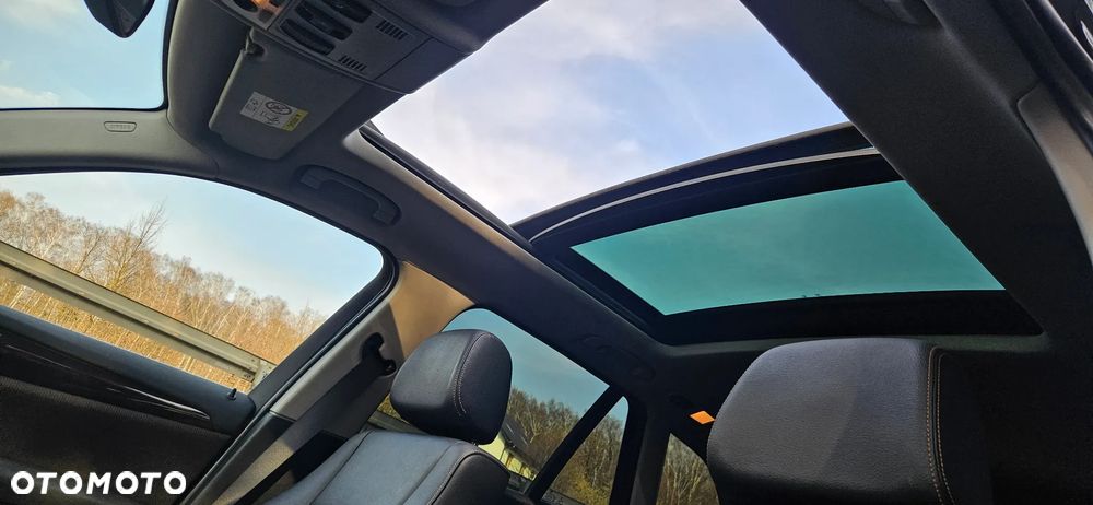 BMW X1 xDrive18d xLine - 10