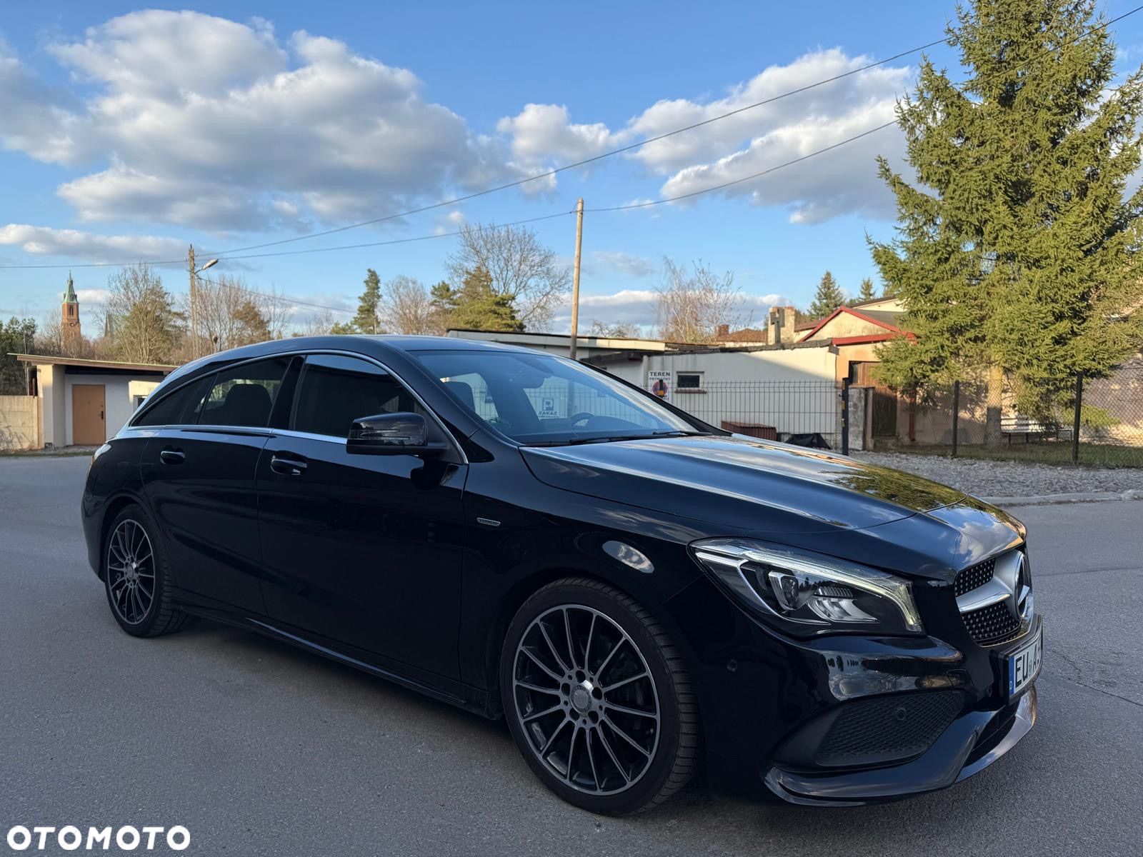 Mercedes-Benz CLA Shooting Brake 180 7G-DCT AMG Line - 1