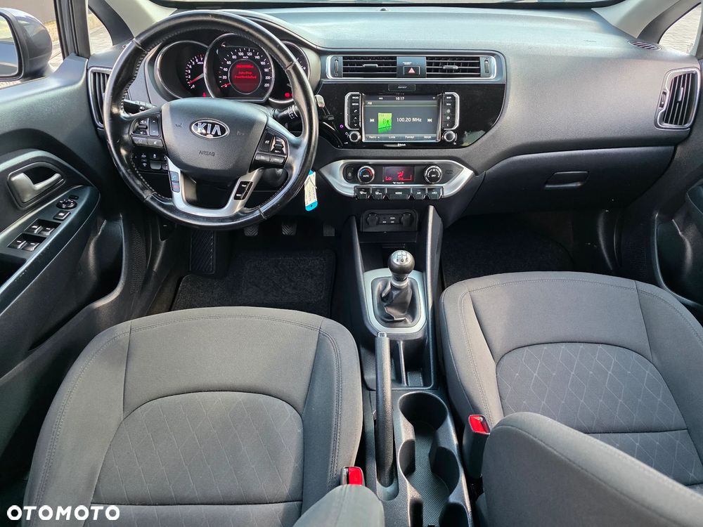Kia Rio 1.2 Dream Team Edition - 5