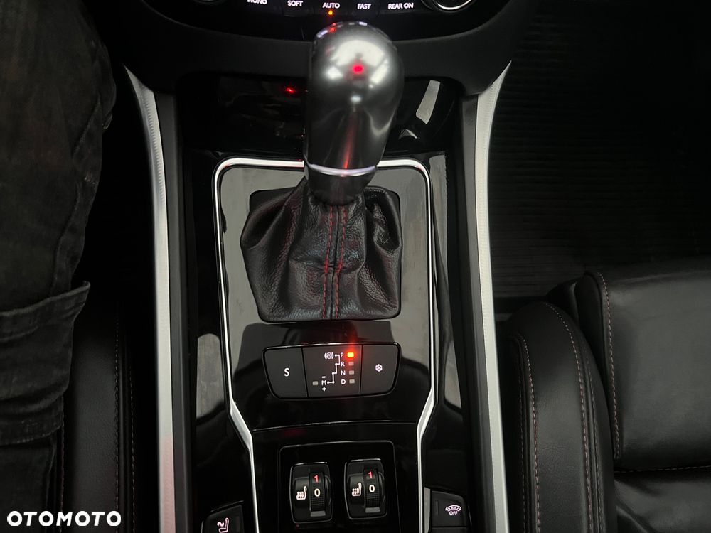 Peugeot 508 BlueHDi 180 EAT6 Stop&Start GT - 37