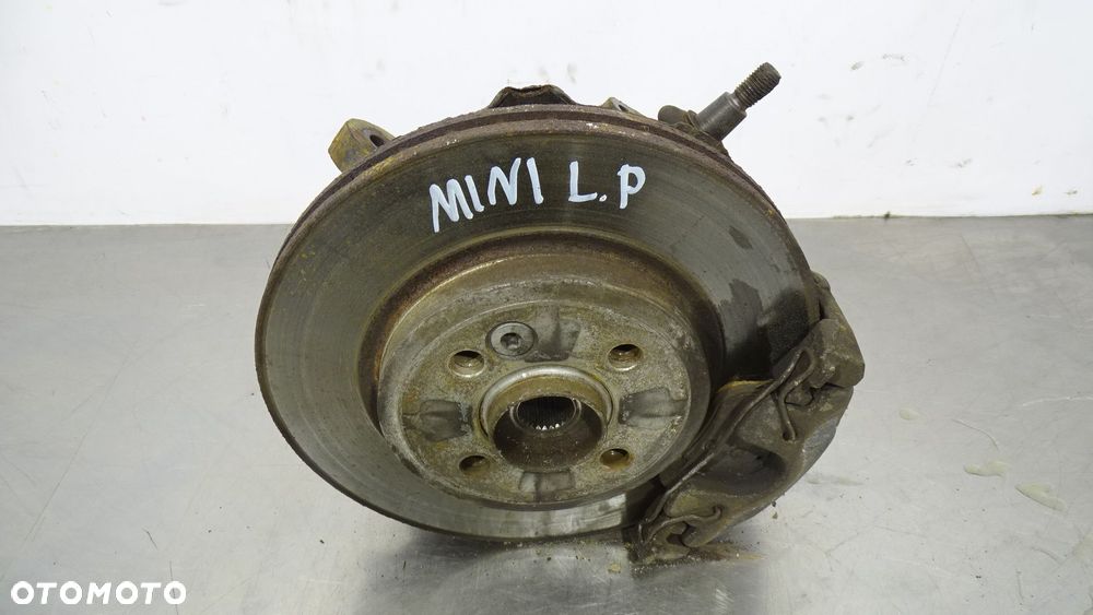 ZWROTNICA PIASTA LEWY PRZÓD MINI COOPER R50 1.6 - 1