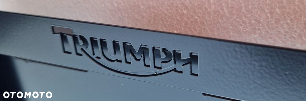 Ramka pod tablice rejestracyjną trumph - 2