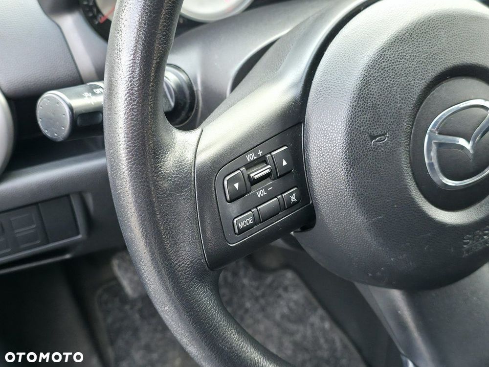 Mazda 2 - 11
