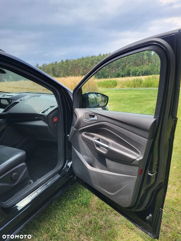 Ford Kuga 2.0 TDCi AWD ST-Line - 13