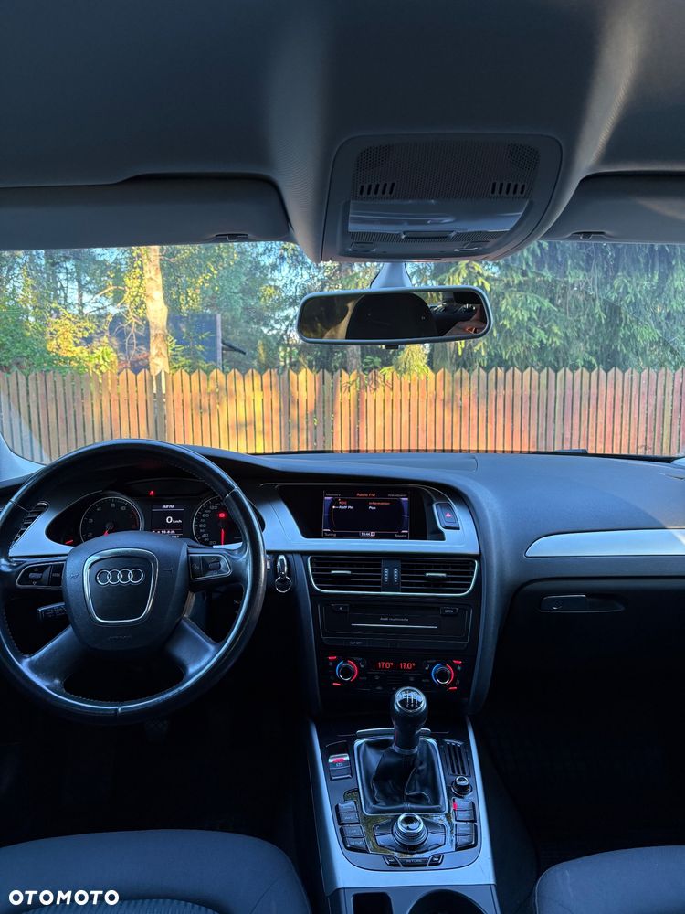 Audi A4 Avant 1.8 TFSI Attraction - 12