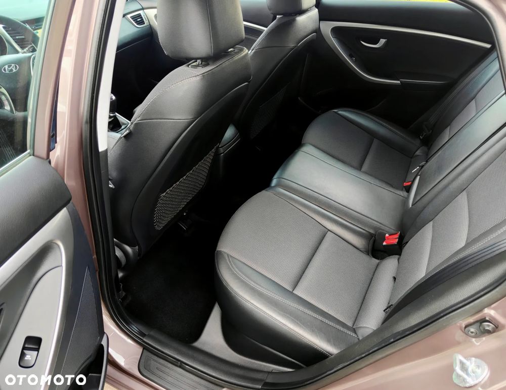 Hyundai i30 - 10