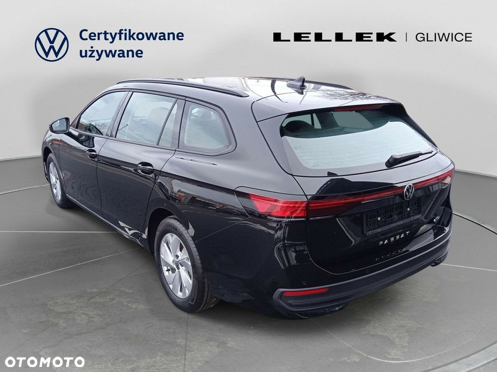 Volkswagen Passat - 5