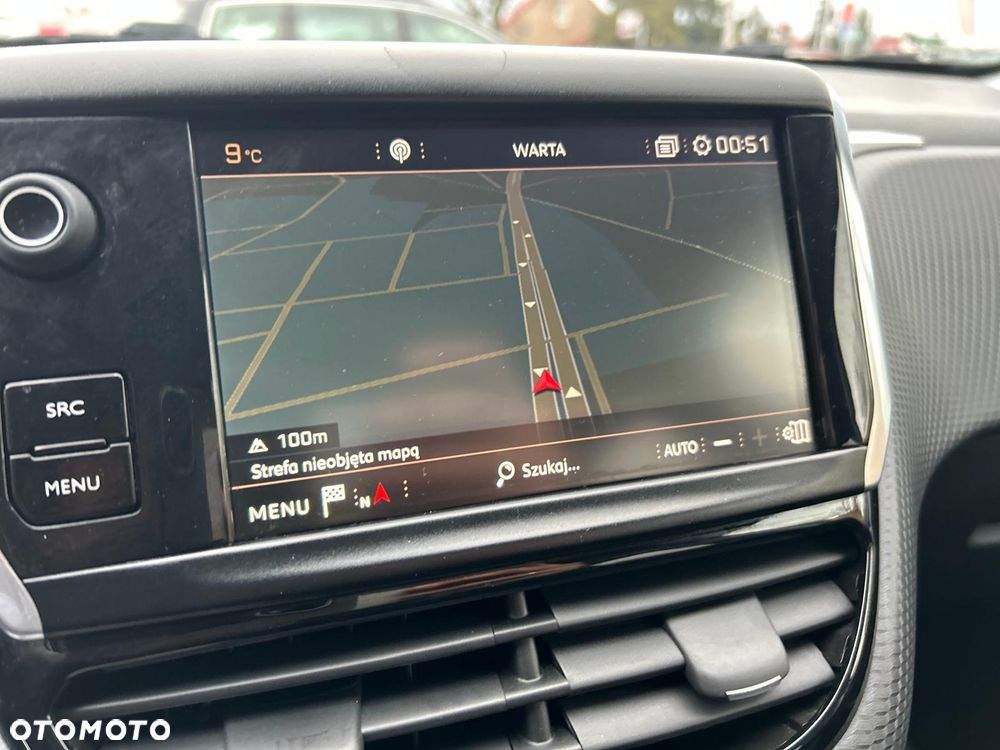 Peugeot 2008 1.6 BlueHDi Style - 29