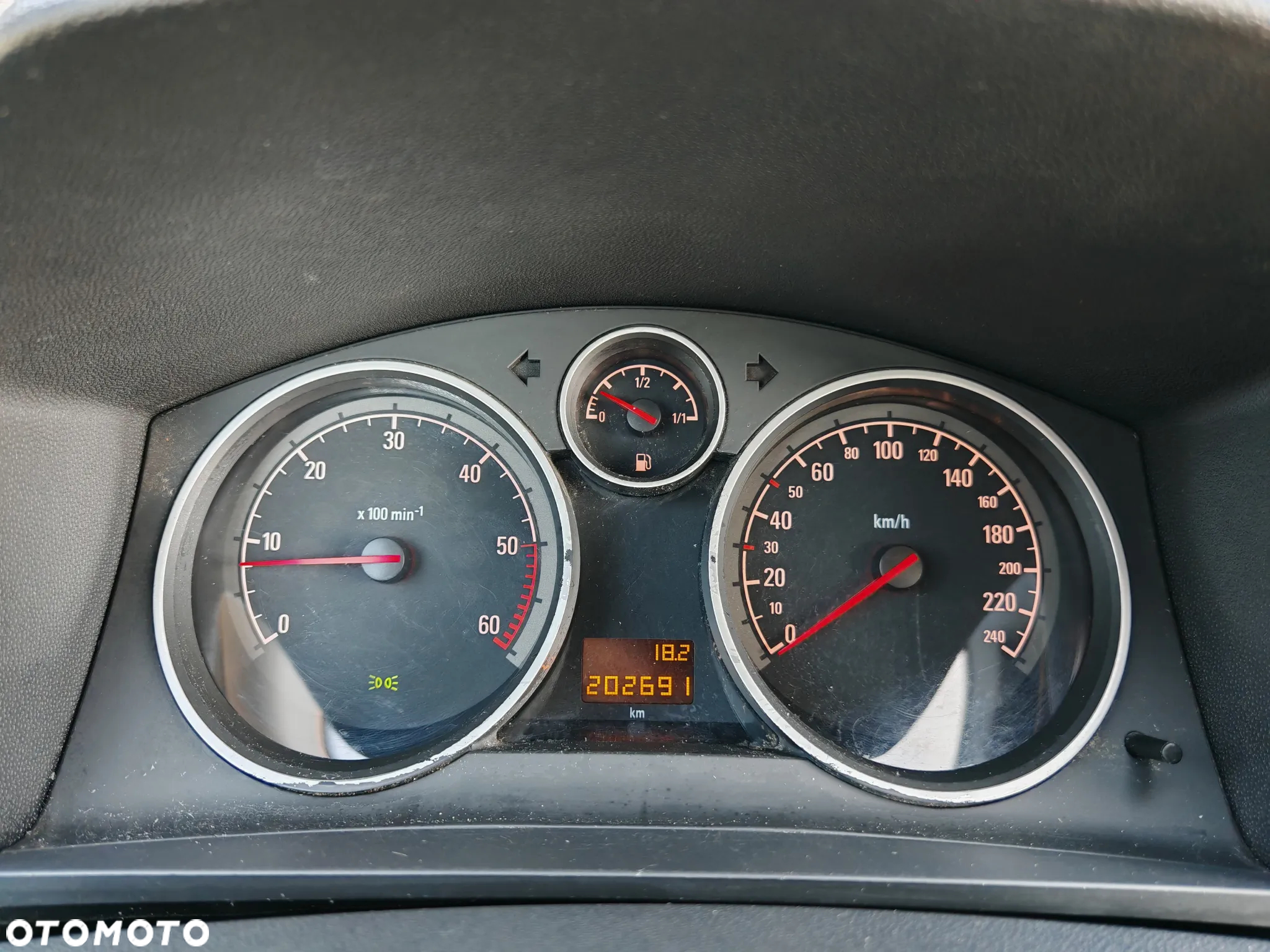 Opel Zafira - 11