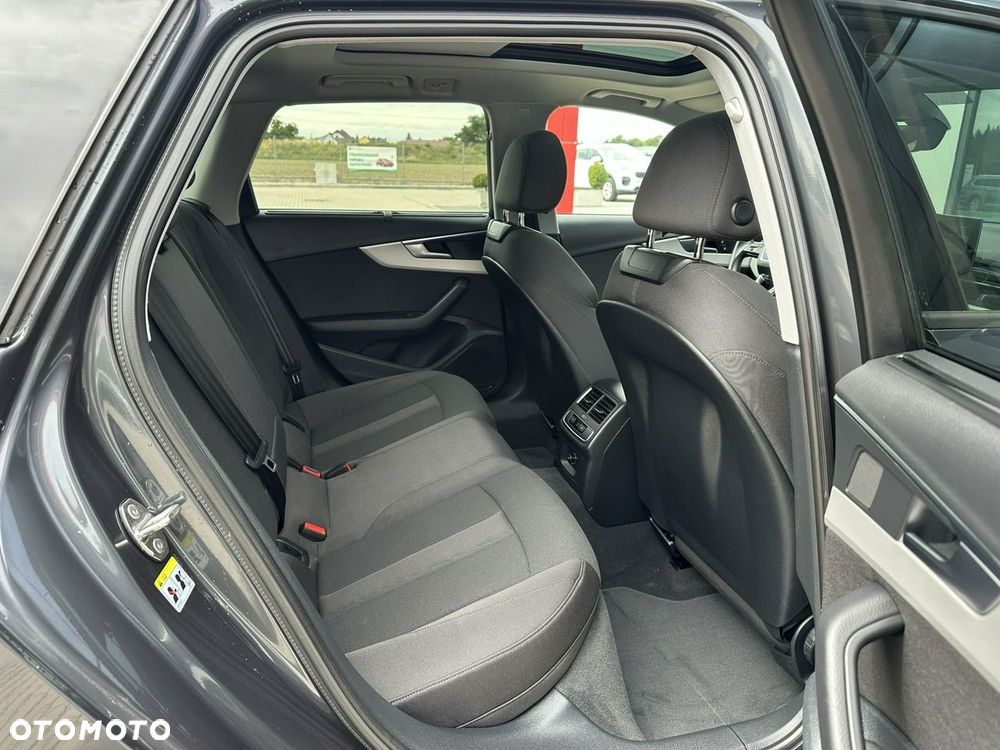 Audi A4 Avant 40 TDI quattro S tronic - 17