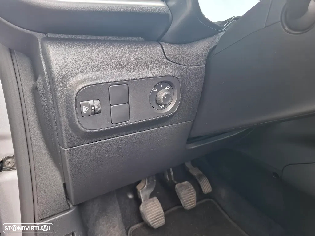 Citroën C3 1.2 PureTech Feel - 27