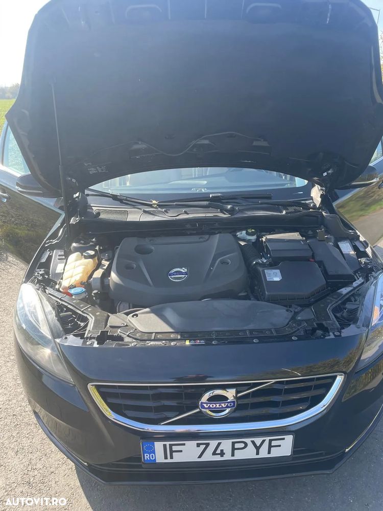 Volvo V40 D4 VEA Momentum - 14