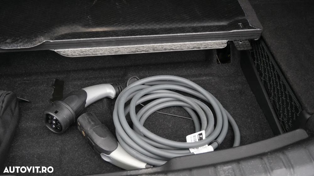 BMW Seria 5 530e xDrive AT PHEV - 41