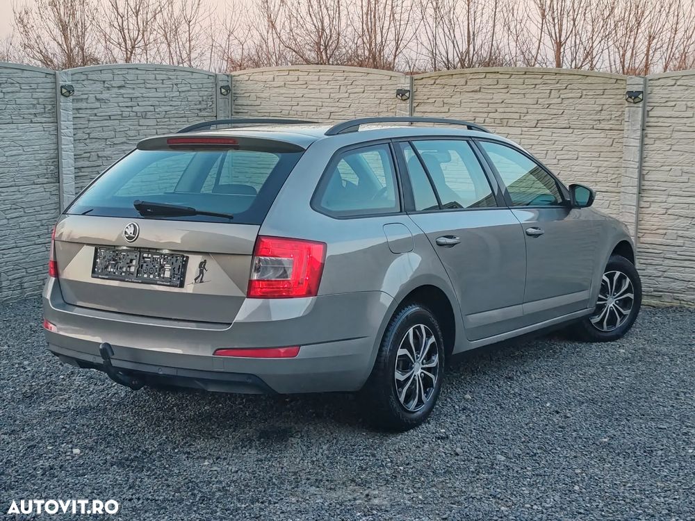 Skoda Octavia - 4