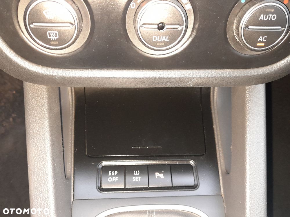 Volkswagen Jetta - 11