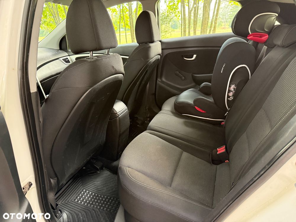 Hyundai i30 1.4 CRDi Classic - 6
