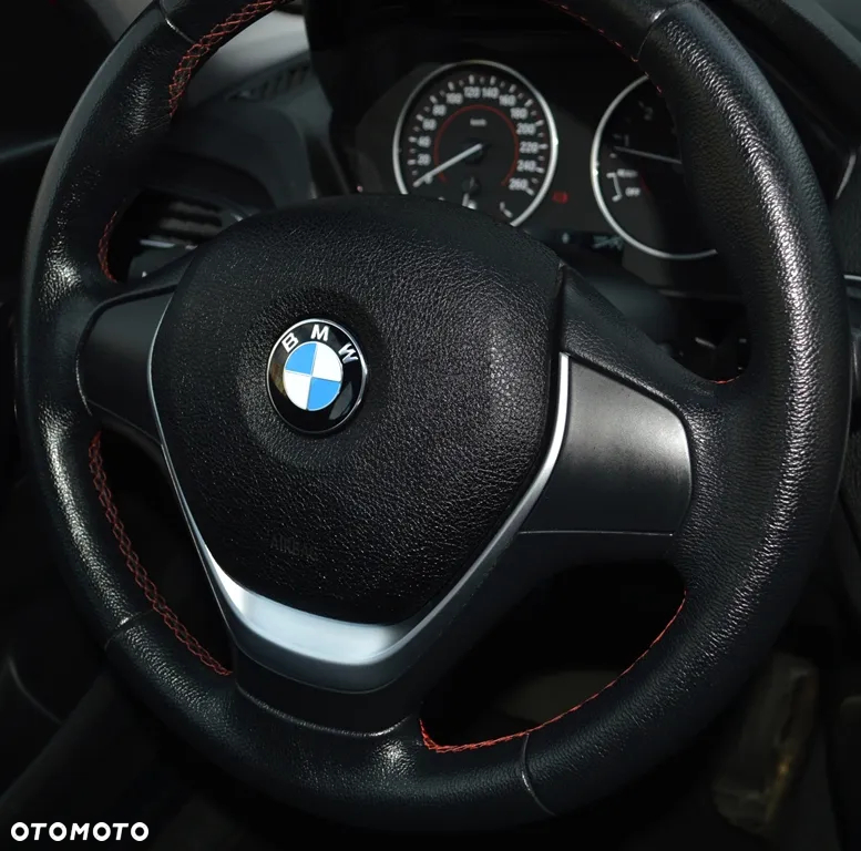 BMW Seria 1 - 39