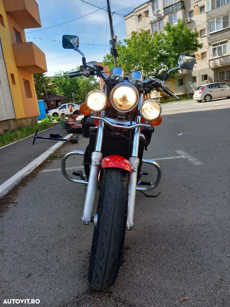 Honda VF 750C Magna - 13