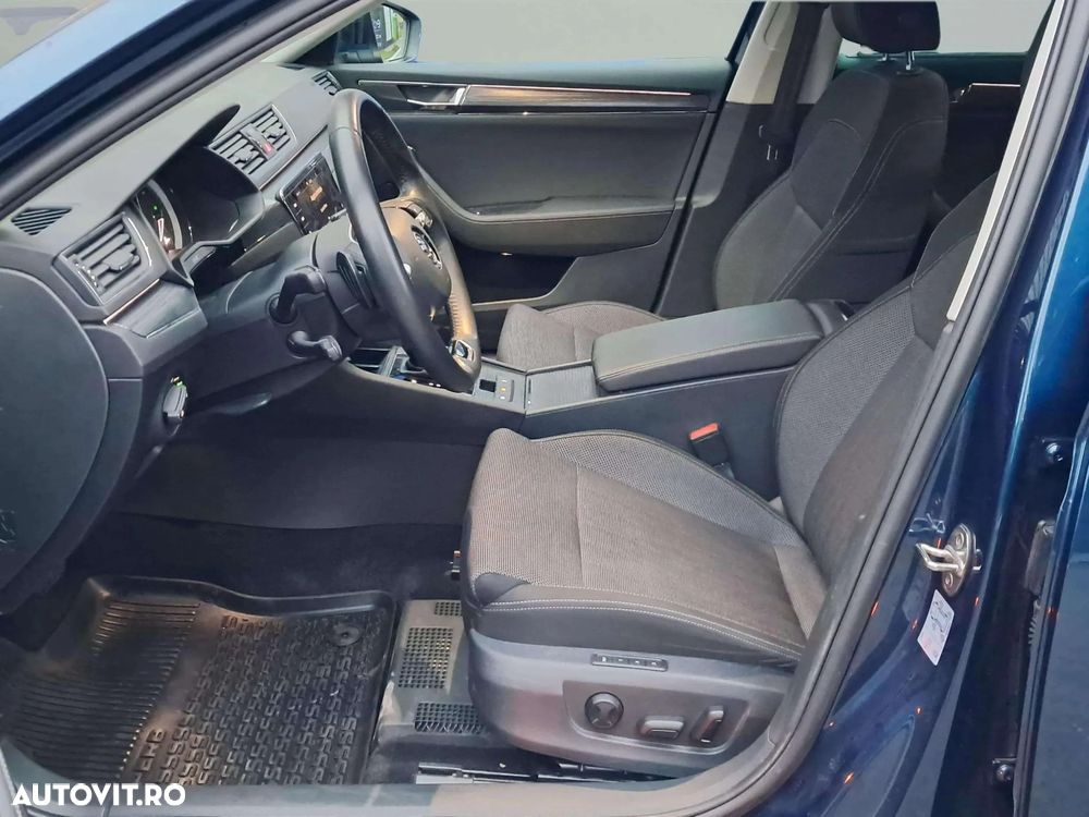 Skoda Superb 2.0 TDI DSG Style - 9