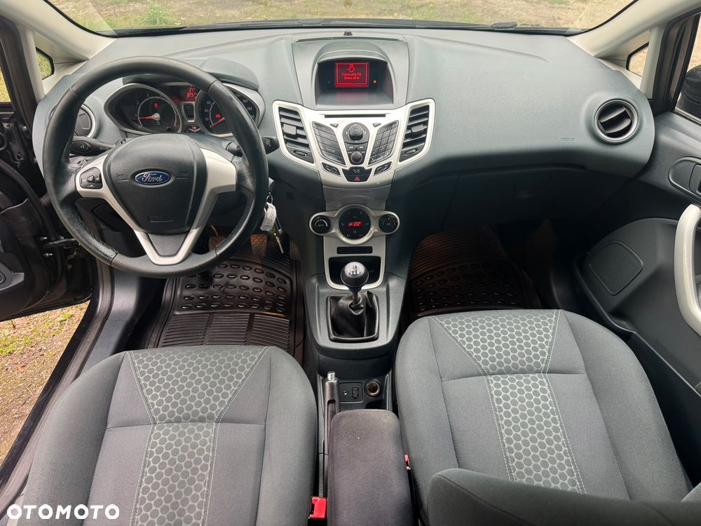 Ford Fiesta 1.25 Champions Edition - 9