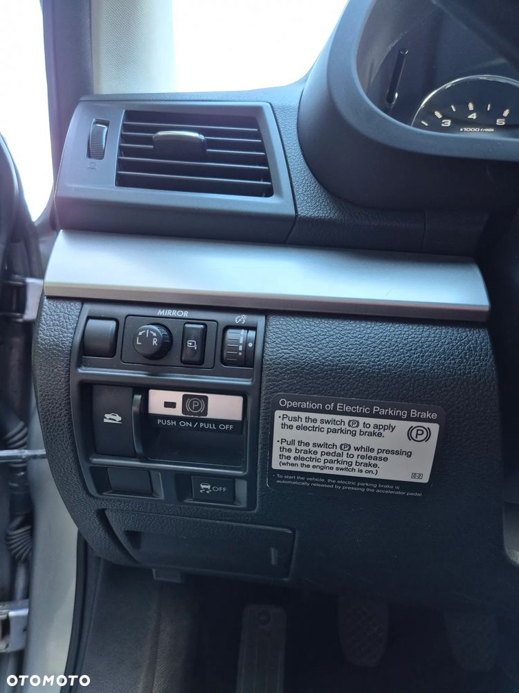 Subaru Legacy 2.0R Comfort - 18