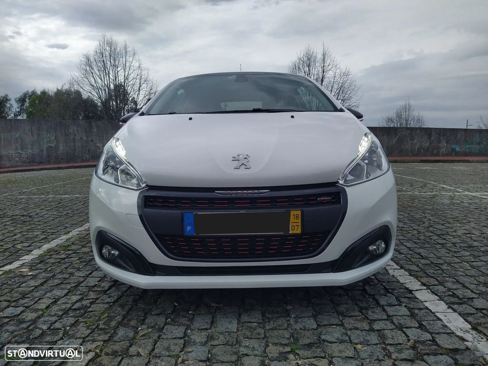 Peugeot 208 1.6 BlueHDi GT Line - 10