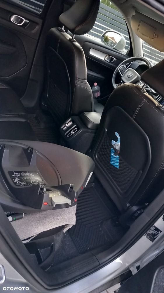 Volvo XC 40 D4 AWD Geartronic - 11