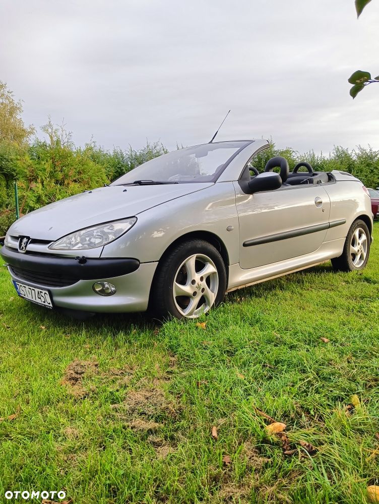 Peugeot 206 CC - 2