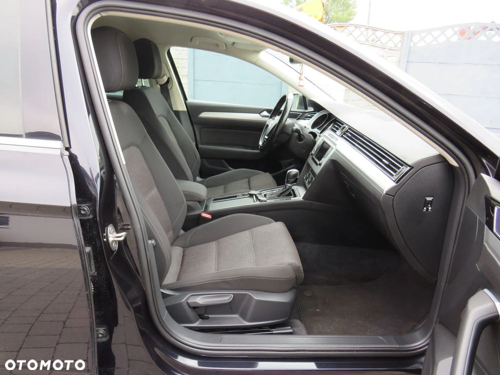 Volkswagen Passat 1.6 TDI (BlueMotion Technology) DSG Trendline - 36