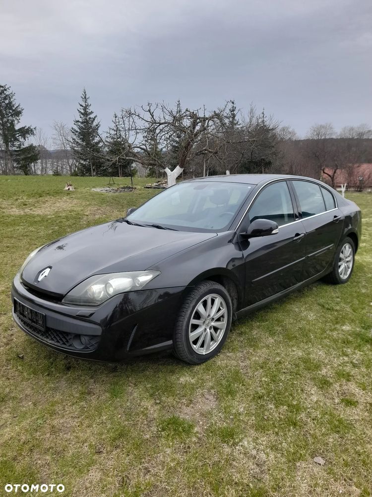Renault Laguna dCi 150 FAP GT - 10