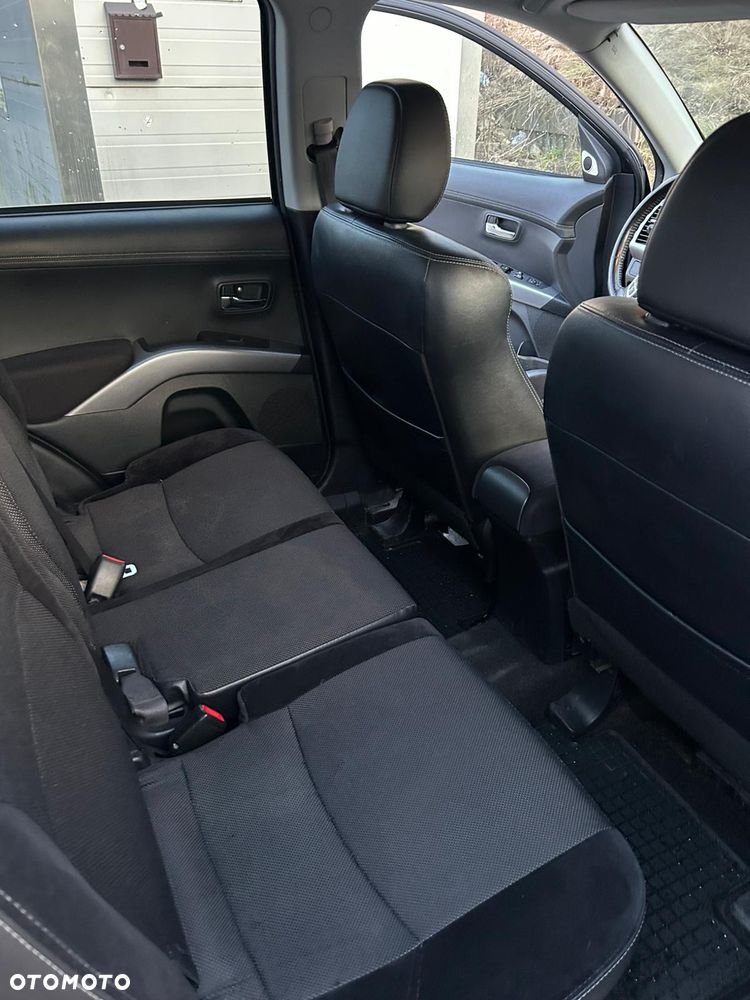 Mitsubishi Outlander 2.0 DID Intense + - 10